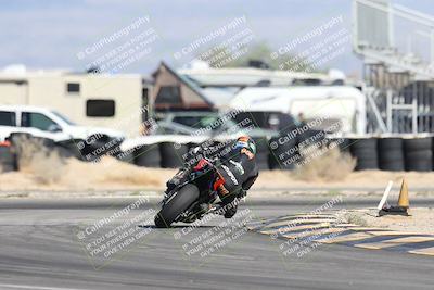 media/Nov-16-2025-Race Pace (Sun) [[8c5fa54630]]/Non Verified Riders (1st 20 Minutes)/4-Turn 16 (1116am)/